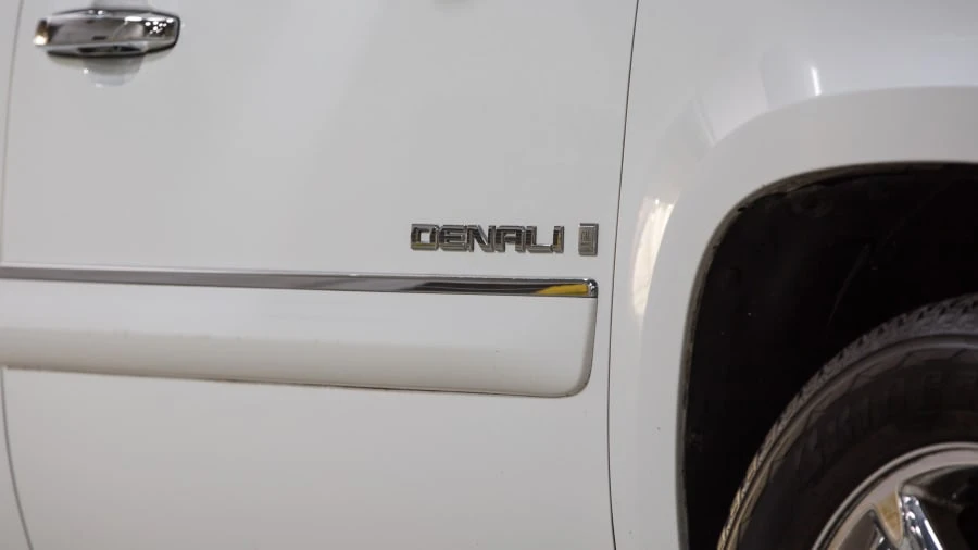 2007 GMC Yukon 3rd Gen - Image 10 of 12