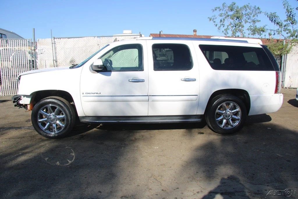 2007 GMC Yukon 3rd Gen - Image 3 of 21