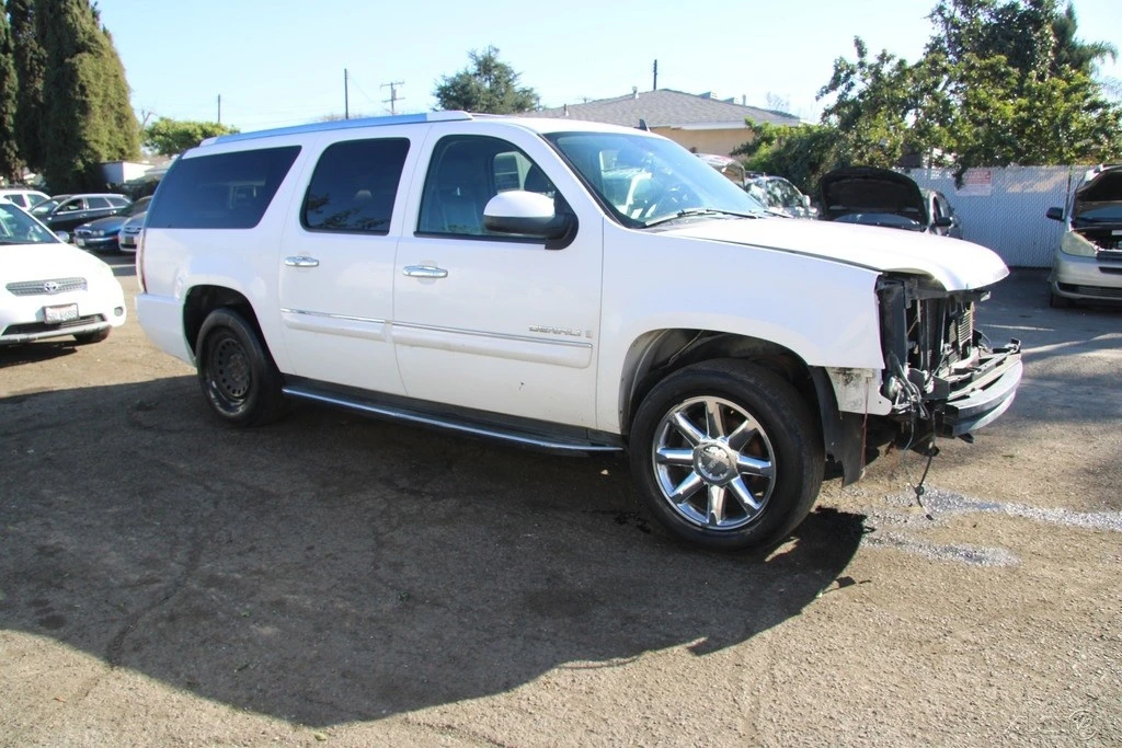 2007 GMC Yukon 3rd Gen - Image 7 of 21