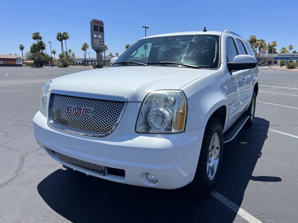 2007 GMC Yukon 3rd Gen - Image 5 of 31