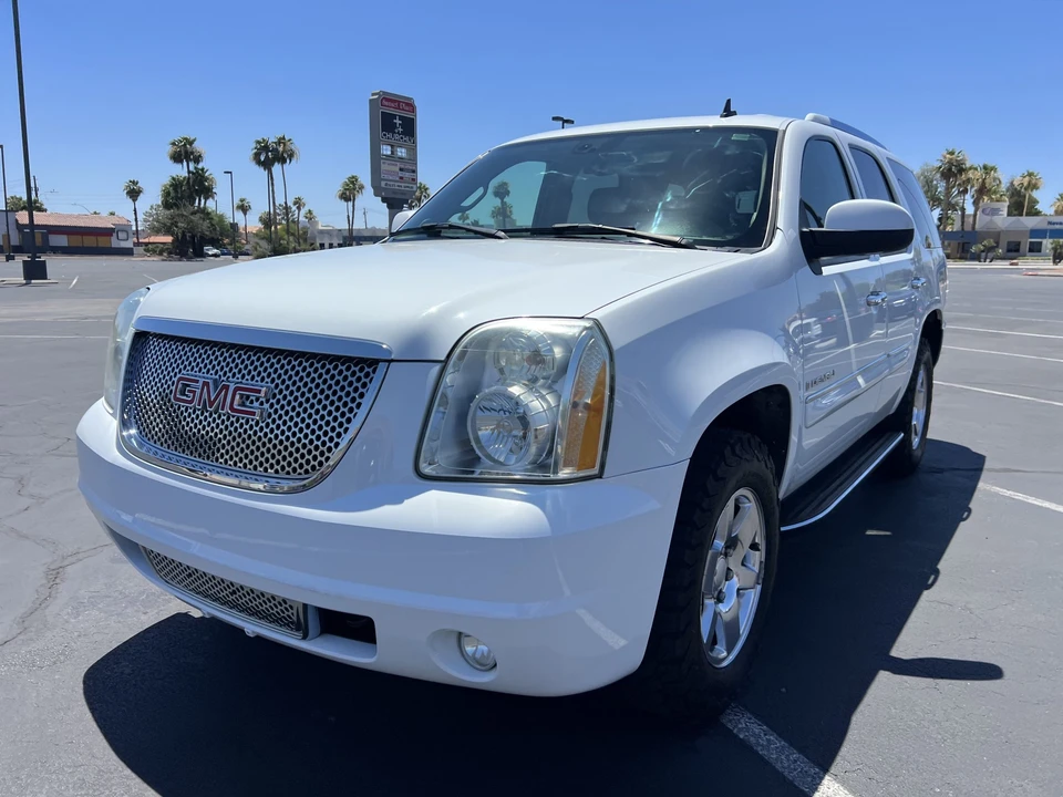 2007 GMC Yukon 3rd Gen - Image 4 of 31