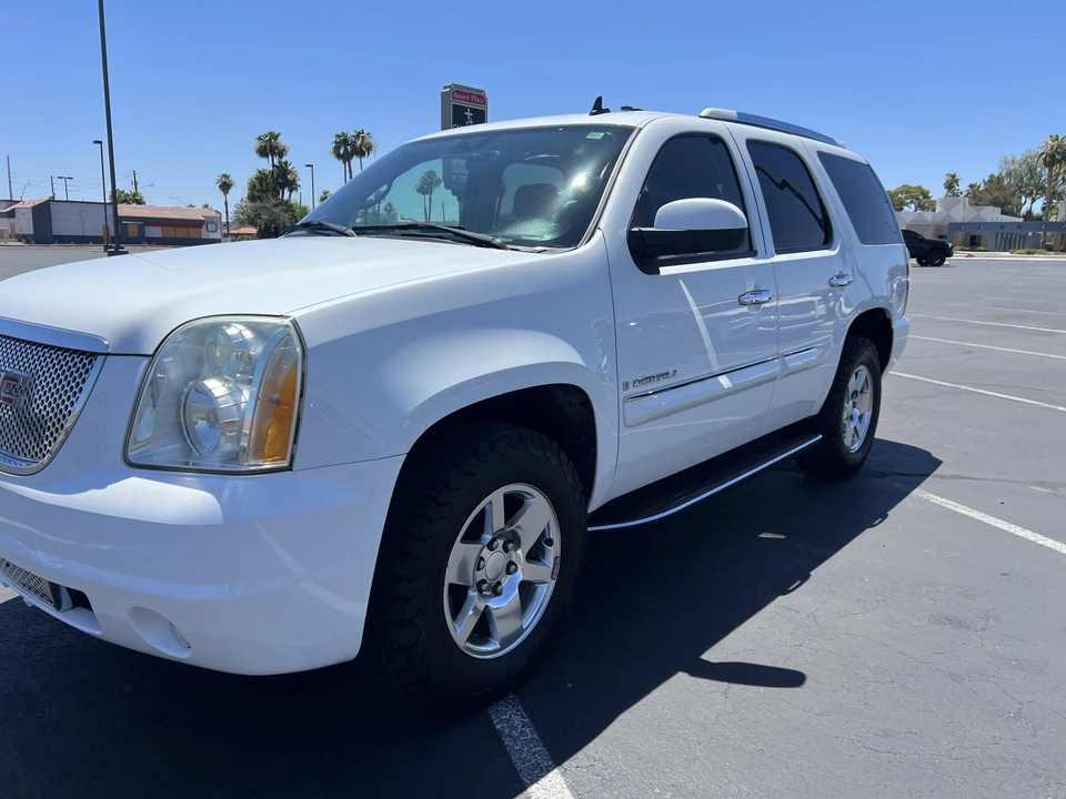 2007 GMC Yukon 3rd Gen - Image 2 of 31