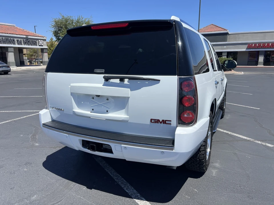 2007 GMC Yukon 3rd Gen - Image 28 of 31