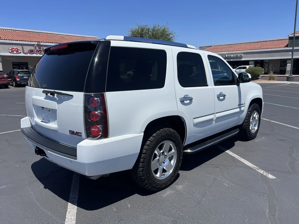 2007 GMC Yukon 3rd Gen - Image 24 of 31