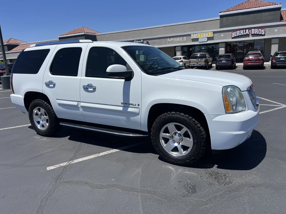2007 GMC Yukon 3rd Gen - Image 19 of 31