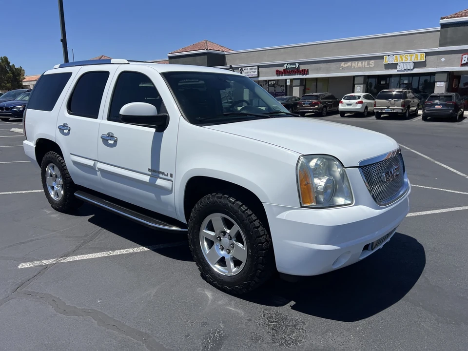 2007 GMC Yukon 3rd Gen - Image 17 of 31