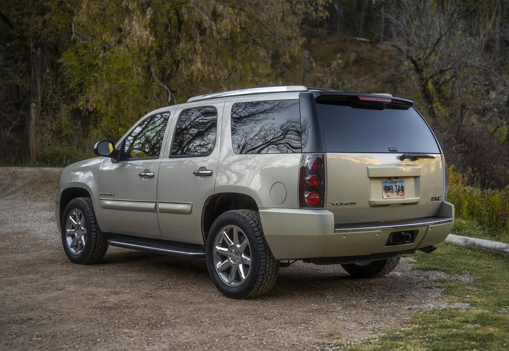 2007 GMC Yukon 3rd Gen - Image 6 of 31