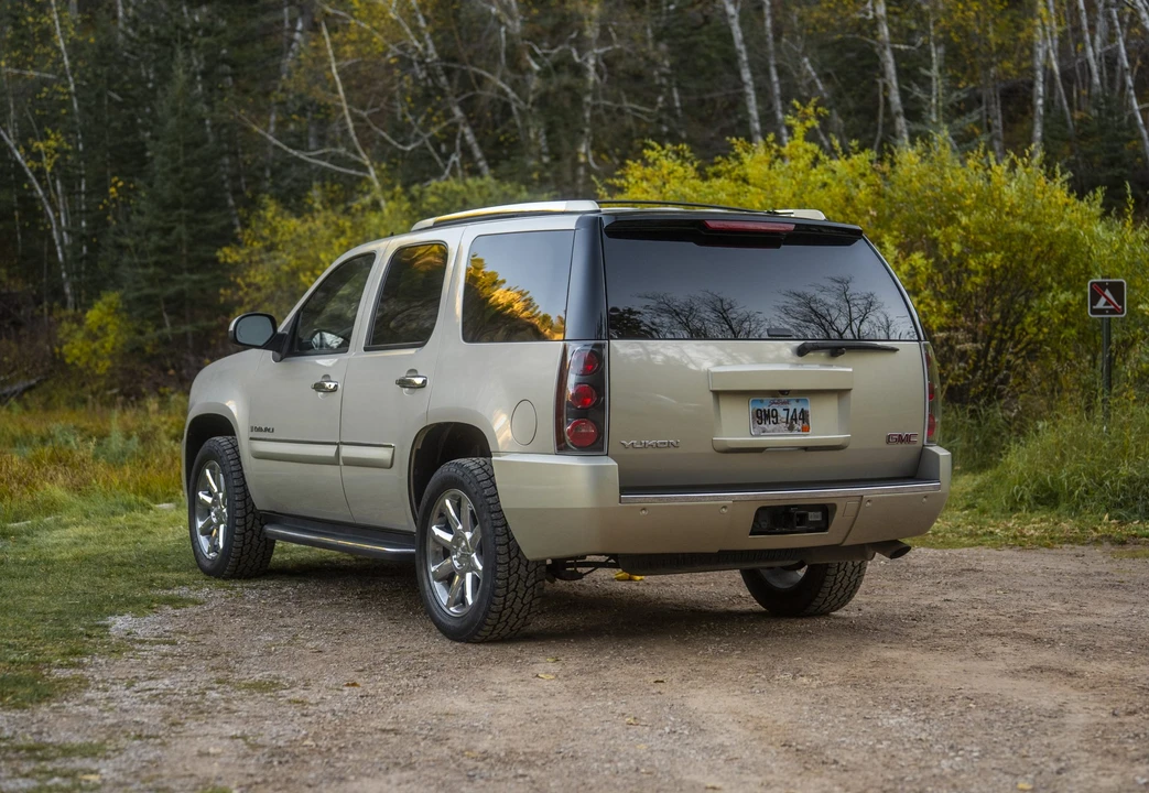 2007 GMC Yukon 3rd Gen - Image 7 of 31