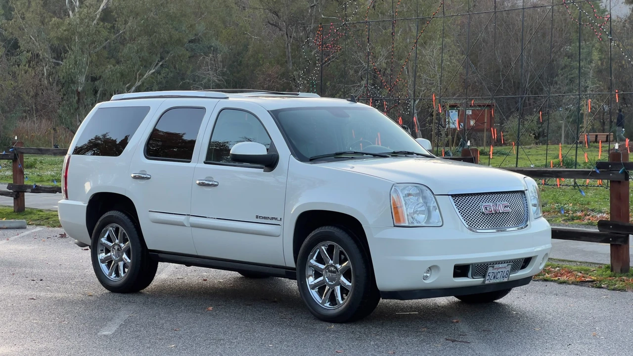 2007 GMC Yukon 3rd Gen - Image 21 of 31