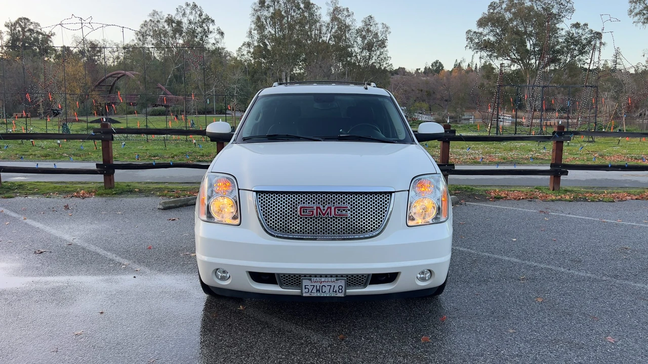2007 GMC Yukon 3rd Gen - Image 27 of 31