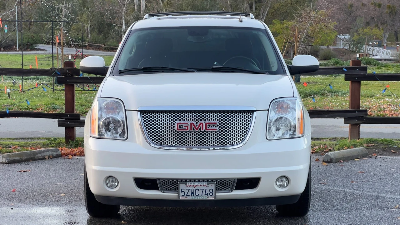 2007 GMC Yukon 3rd Gen - Image 30 of 31