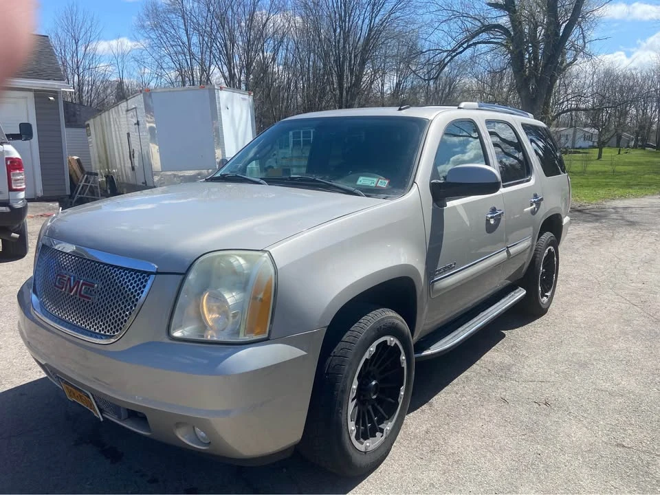 2007 GMC Yukon 3rd Gen - Image 2 of 14