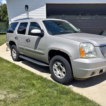 2007 GMC Yukon Denali Sport Utility 4D