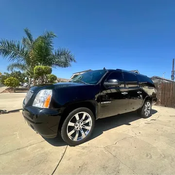 2007 GMC Yukon Denali Sport Utility 4D
