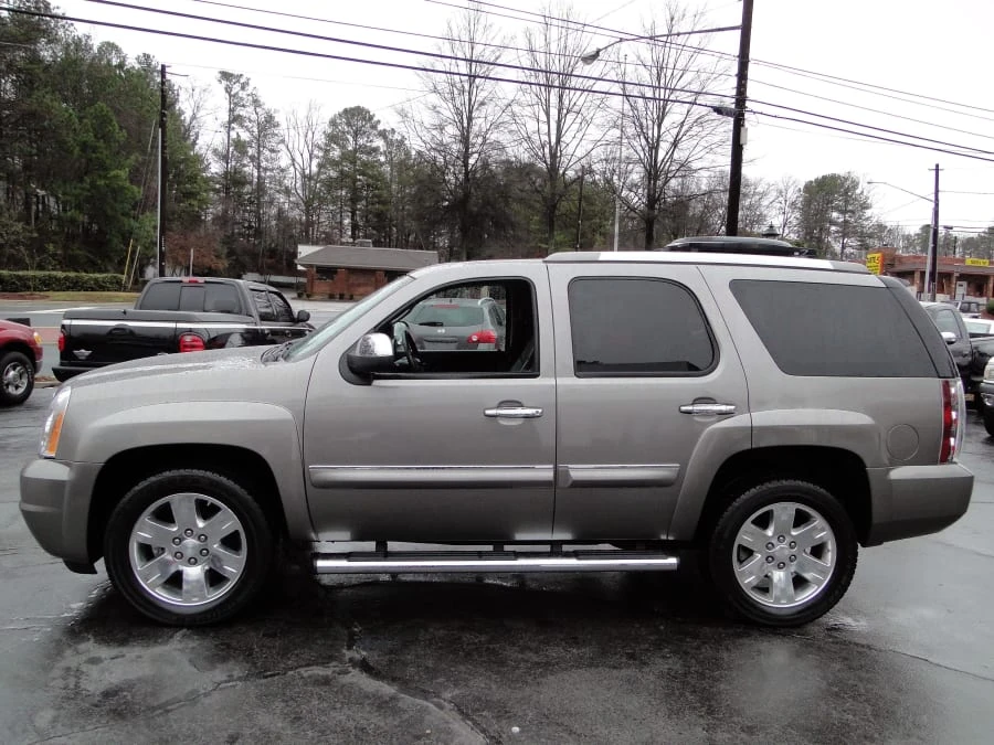 2007 GMC Yukon 3rd Gen - Image 2 of 5