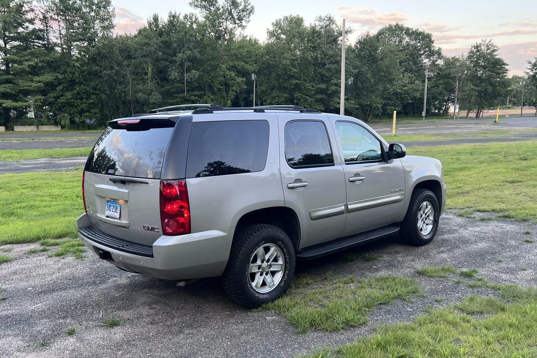 2007 GMC Yukon 3rd Gen - Image 14 of 31