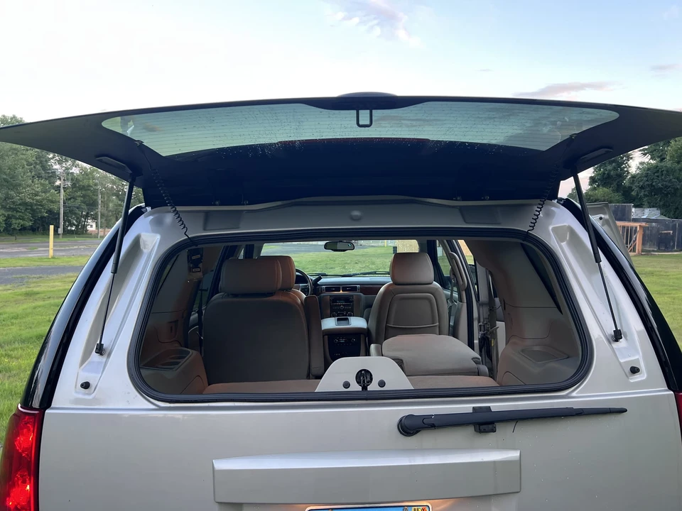 2007 GMC Yukon 3rd Gen - Image 28 of 31