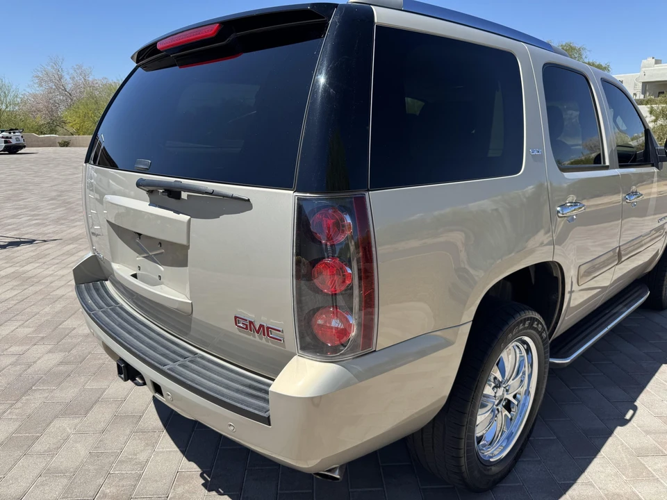 2007 GMC Yukon 3rd Gen - Image 17 of 31