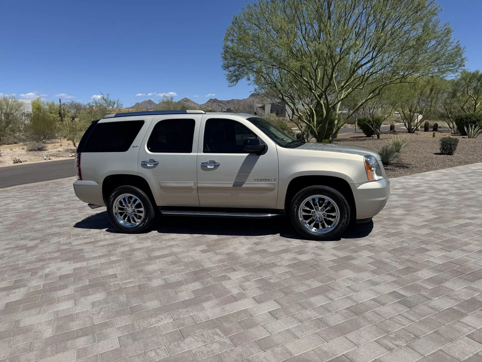 2007 GMC Yukon 3rd Gen - Image 8 of 31