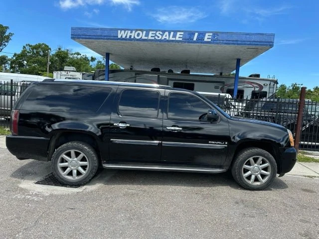 2007 GMC Yukon 3rd Gen - Image 2 of 9