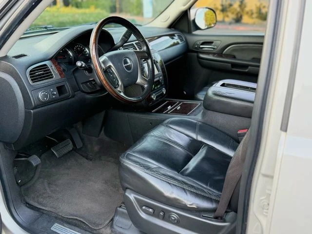2007 GMC Yukon 3rd Gen - Image 17 of 21