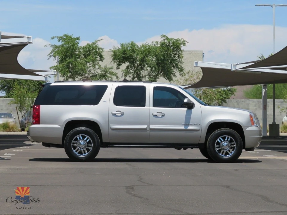 2007 GMC Yukon 3rd Gen - Image 2 of 14