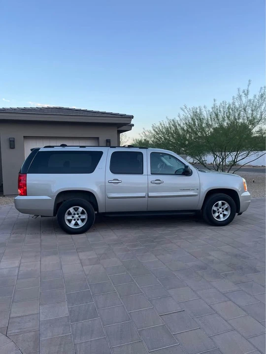 2007 GMC Yukon 3rd Gen - Image 2 of 15