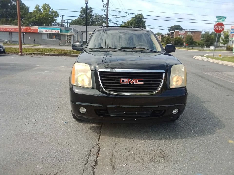 2007 GMC Yukon 3rd Gen - Image 3 of 17
