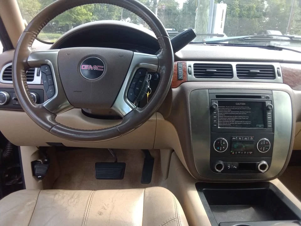 2007 GMC Yukon 3rd Gen - Image 12 of 17