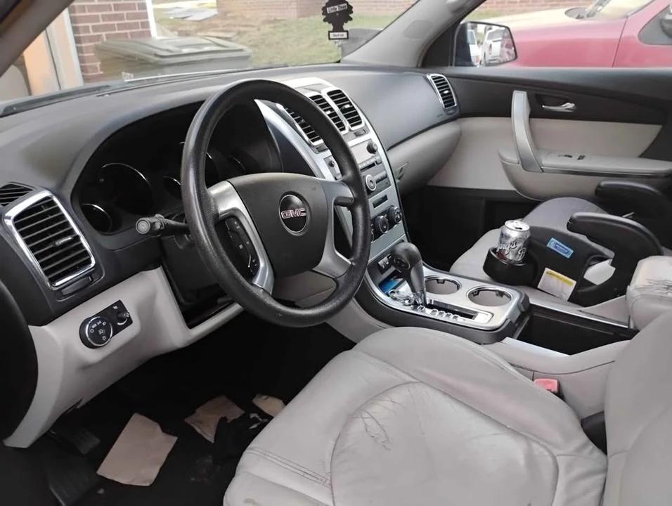 2007 GMC Acadia - Image 6 of 6