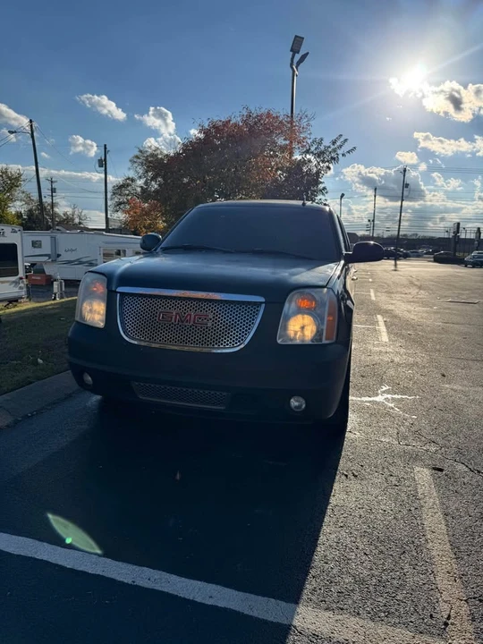 2007 GMC Yukon 3rd Gen - Image 2 of 15