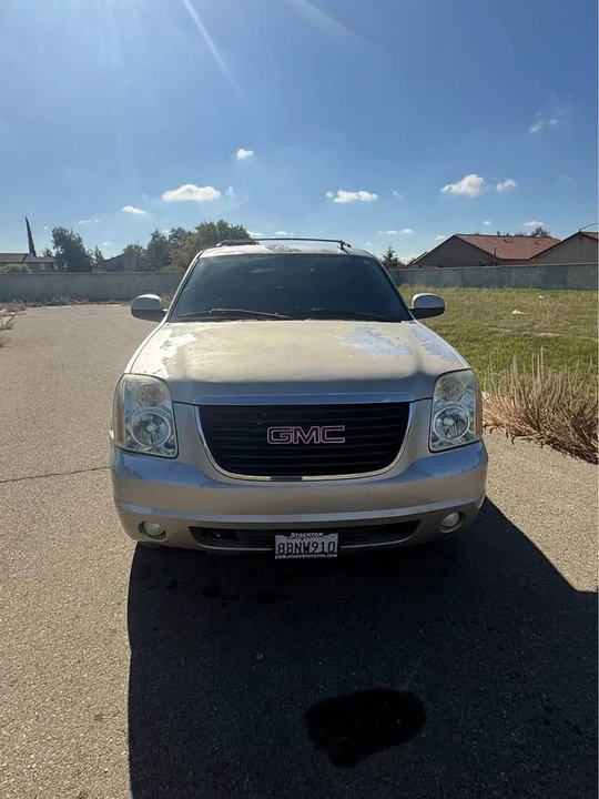 2007 GMC Yukon 3rd Gen - Image 2 of 12