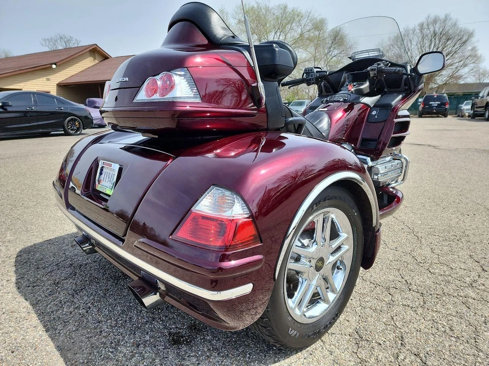 2007 Honda Gold Wing - Image 20 of 25