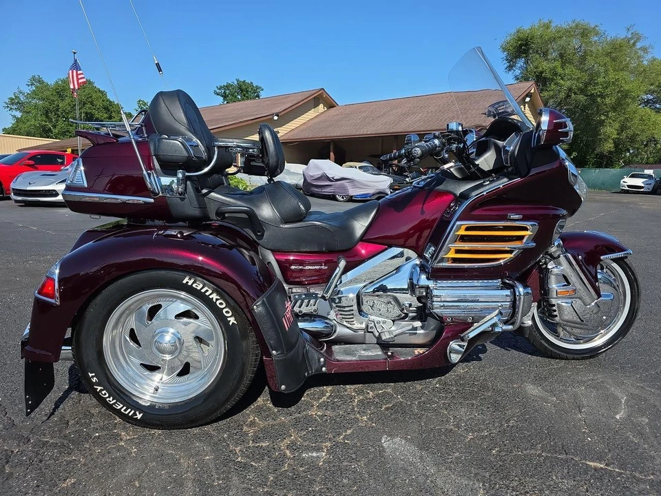 2007 Honda Gold Wing - Image 19 of 30