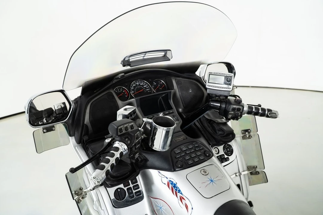 2007 Honda Gold Wing - Image 30 of 31