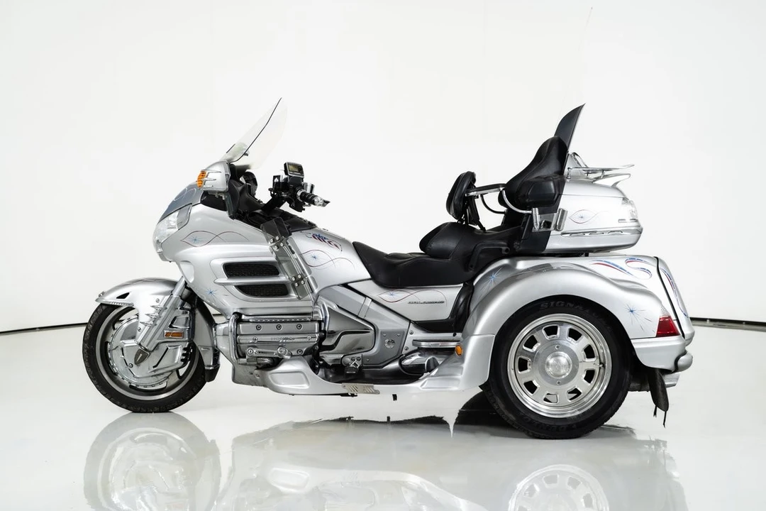 2007 Honda Gold Wing - Image 10 of 31