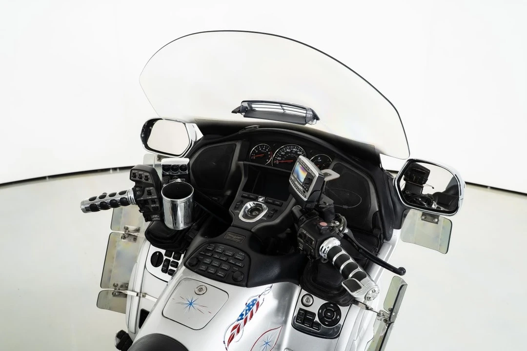 2007 Honda Gold Wing - Image 21 of 21