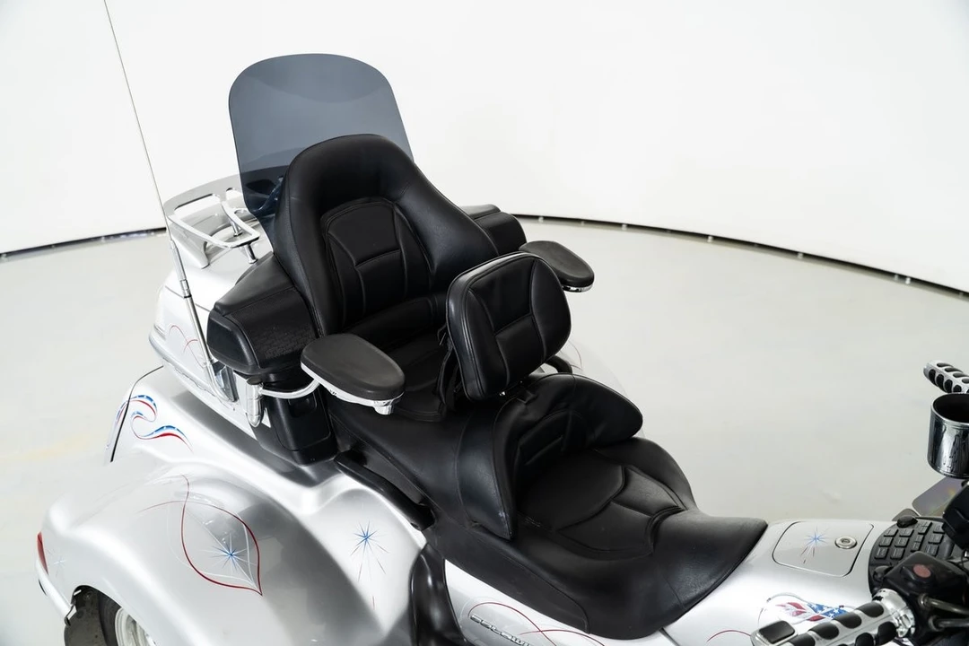2007 Honda Gold Wing - Image 19 of 31