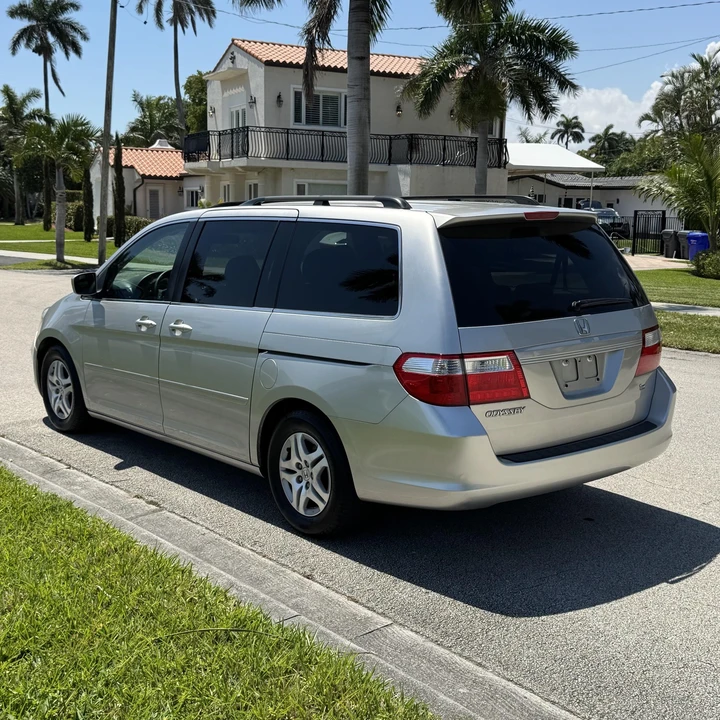 2007 Honda Odyssey - Image 8 of 12