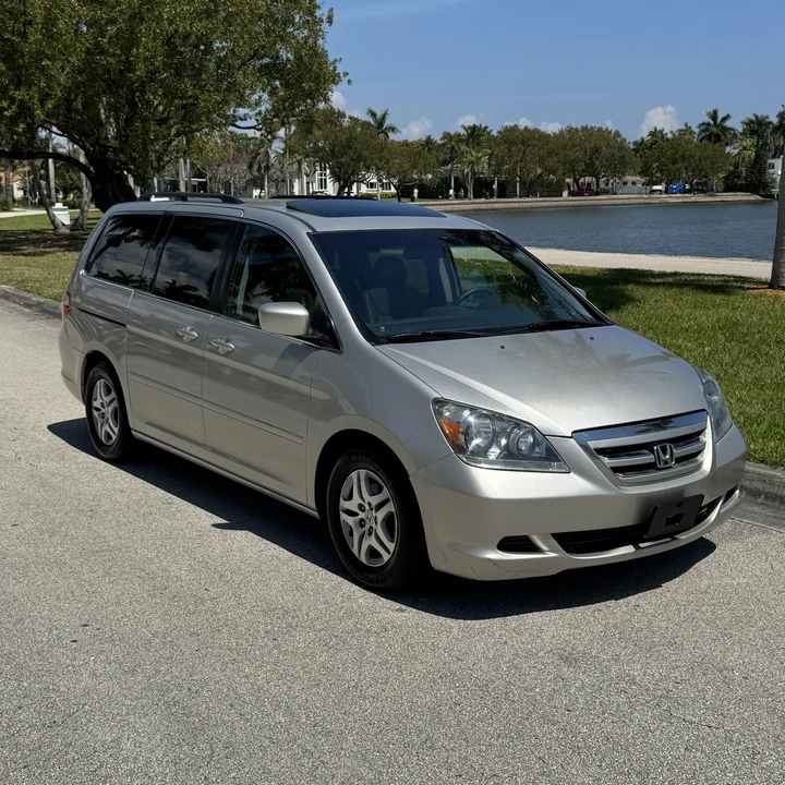 2007 Honda Odyssey - Image 2 of 12
