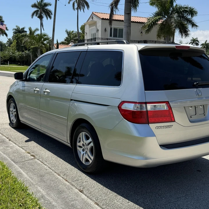 2007 Honda Odyssey - Image 9 of 12