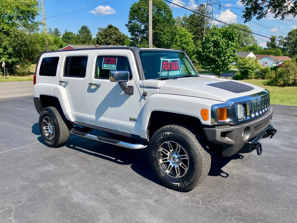 2011 Hummer Hummer H3 - Image 11 of 14