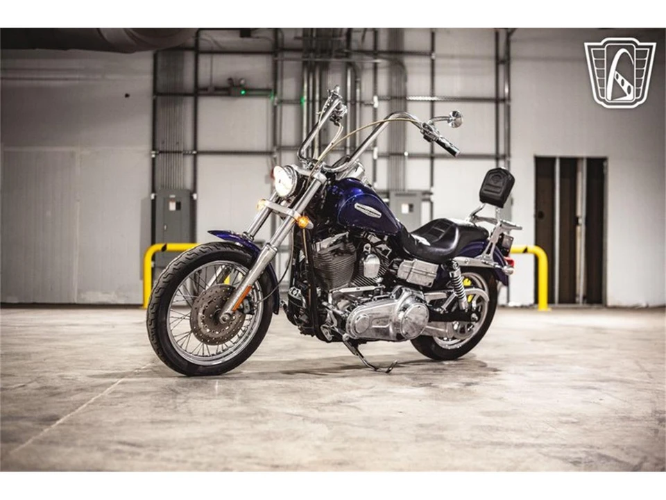 2007 Harley-Davidson Dyna Twin Cam - Image 2 of 31