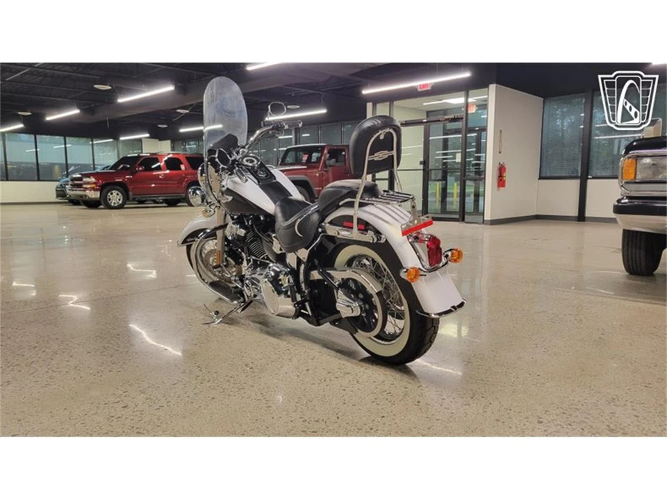 2007 Harley-Davidson Softail - Image 17 of 31