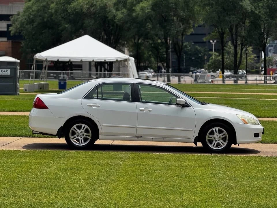 2007 Honda Accord 7th Gen - Image 6 of 13