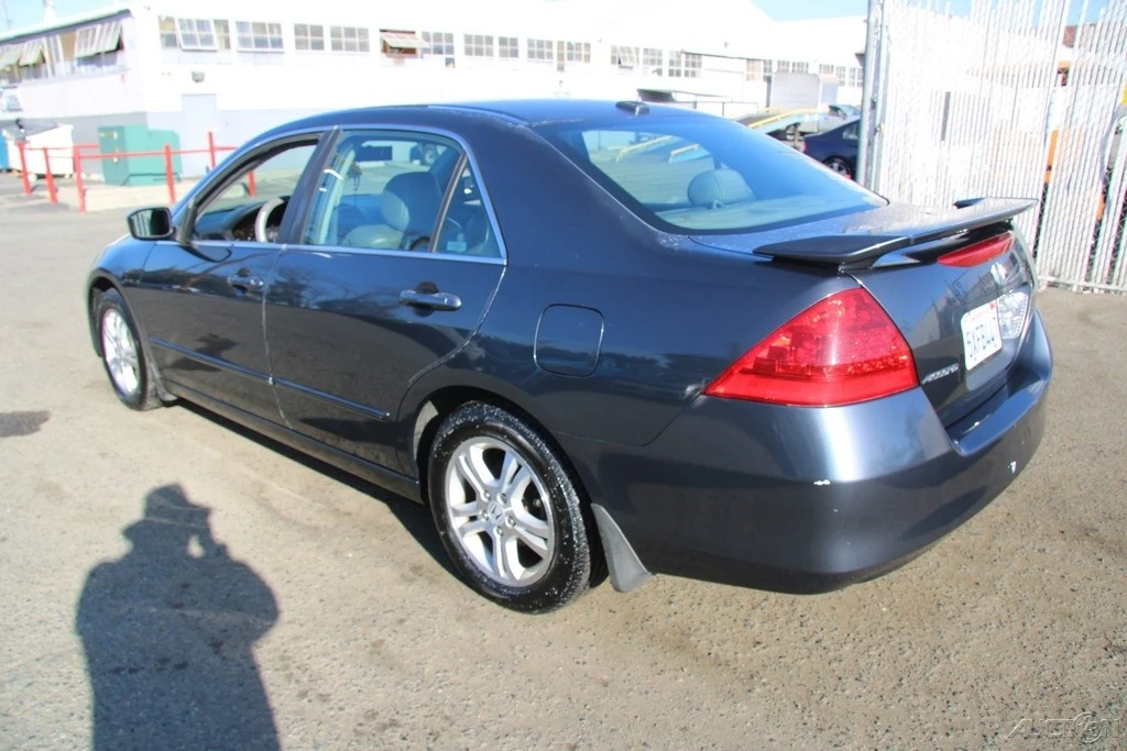 2007 Honda Accord 7th Gen - Image 5 of 21
