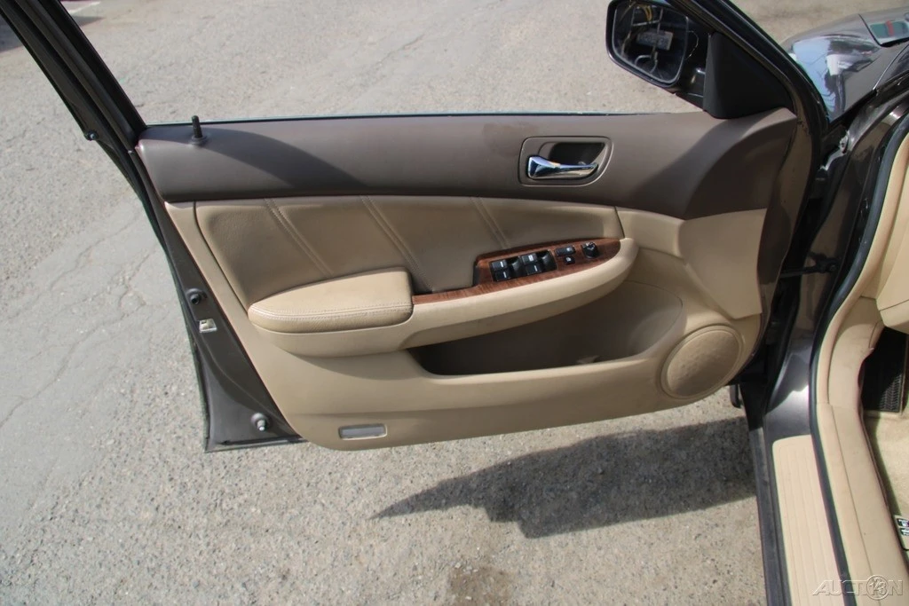 2007 Honda Accord 7th Gen - Image 14 of 21