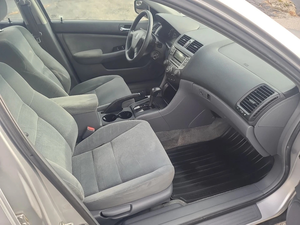 2007 Honda Accord 7th Gen - Image 14 of 20