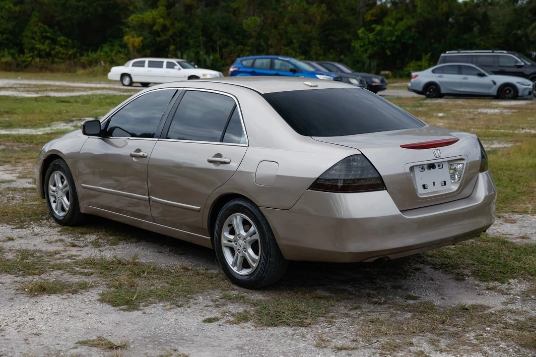 2007 Honda Accord 7th Gen - Image 4 of 12
