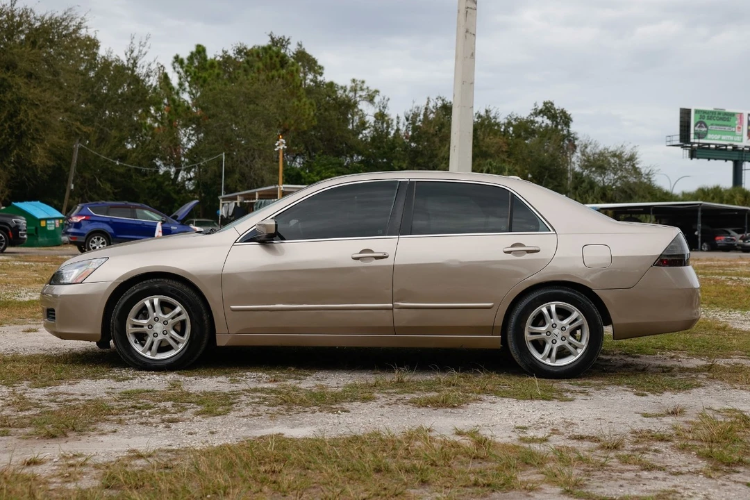 2007 Honda Accord 7th Gen - Image 3 of 12